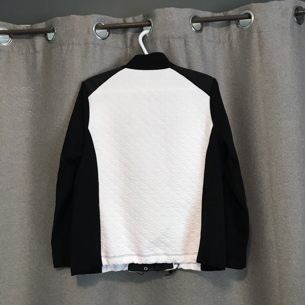 Alia Jacket - Picture 10 of 11